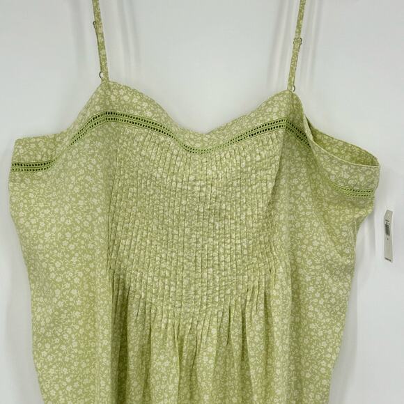Old navy square neck ladder lace lime ditsy floral spaghetti strap top XL NEW - Picture 2 of 7
